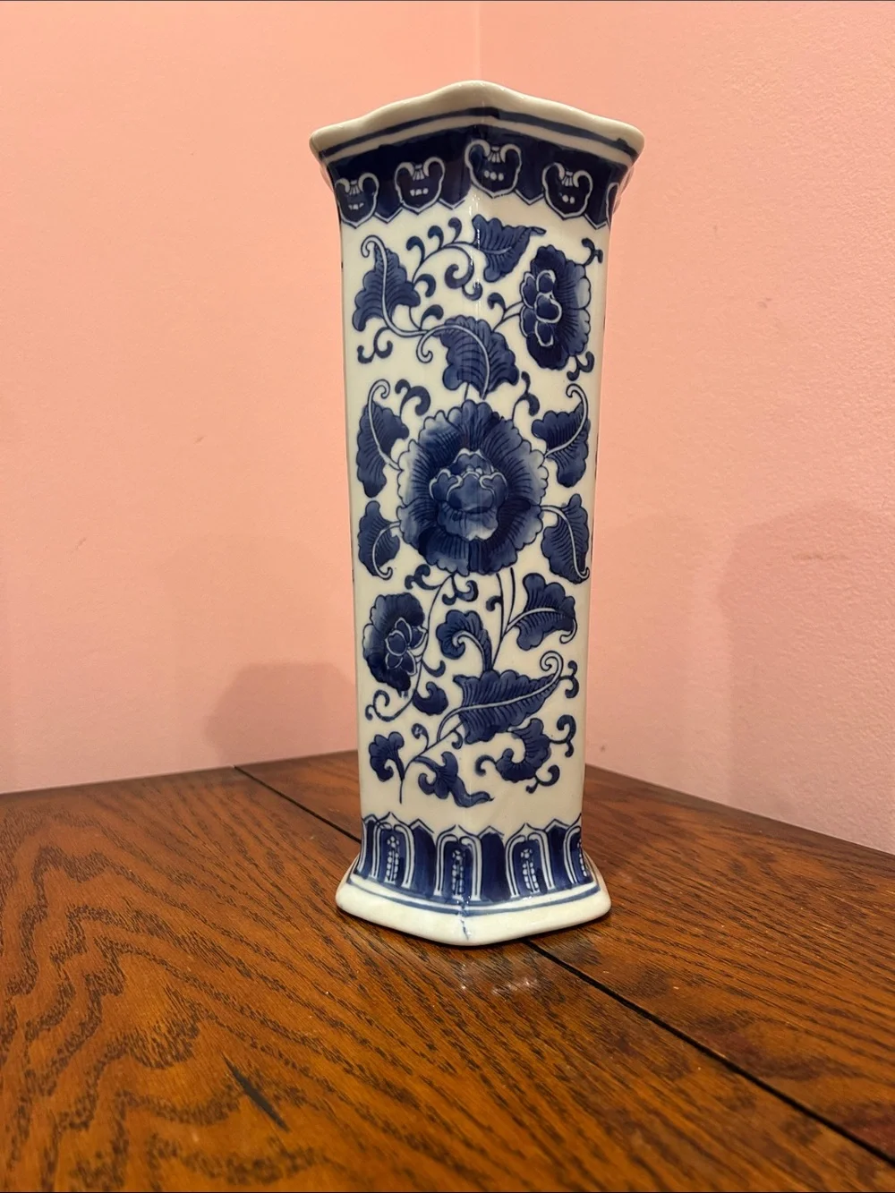Chinese Blue and White Floral Porcelain Vase - Elegant Home Accent